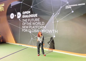 Docente Anáhuac participa en foro global “Open Dialogue” en Moscú