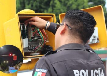 Avanza modernización de semáforos en San Pedro Cholula