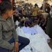 Israel mata a 32 palestinos y hiere a más de 80 que aguardaban reparto de ayuda en Rafah
