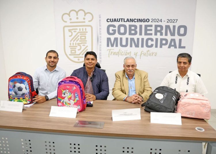Entregarán 11 mil kits escolares para estudiantes en Cuautlancingo