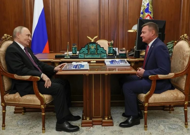 Hallan muerto al exministro de Transporte ruso destituido por Putin
