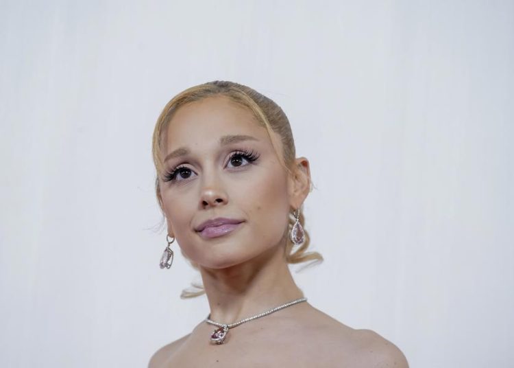 Ariana Grande regresará en 2026 con gira ‘The Eternal Sunshine’