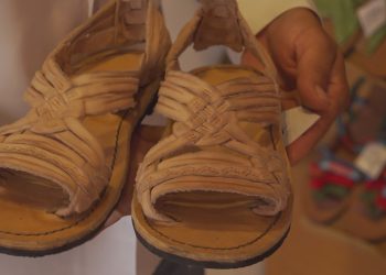 Adidas ofrece disculpa pública por apropiación de huaraches de Oaxaca