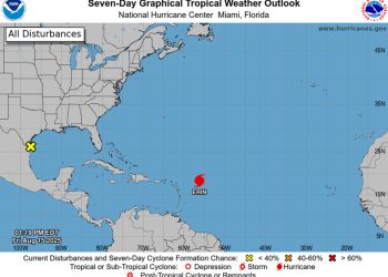 Erin se convierte en un huracán «catastrófico» con categoría 5