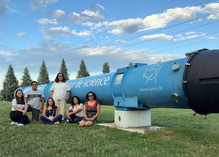 Docentes de preparatorias BUAP recibieron capacitación en el CERN