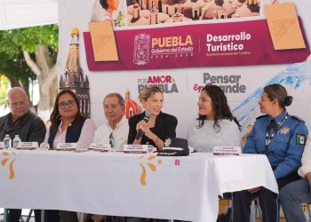 Entregan 431 reconocimientos a prestadores de servicios turísticos y Policía Turística