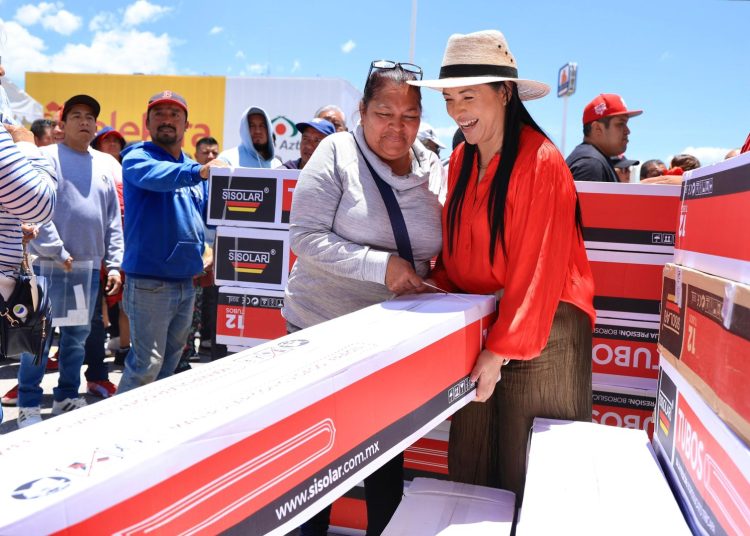 Liz Sánchez inicia en San Martín Texmelucan la Red Comunitaria “Puebla en el Corazón”