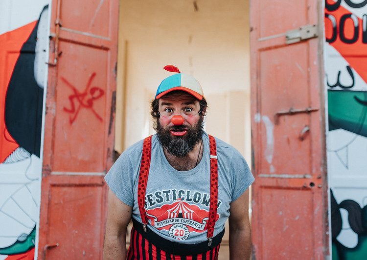 La gente más alegre del mundo vive en lugares en los que no saben si mañana estarán vivos: Iván Prado