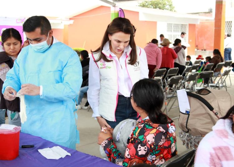 MariElise Budib da seguimiento al programa “Pequeños Imparables”