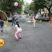 Los niños prefieren jugar con vecinos