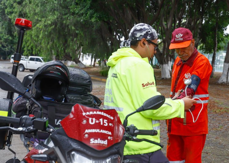 La Salud en Puebla se fortalece con motoambulancias