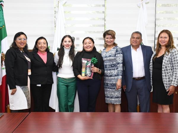 Estudiantes de la Tecnológica de Huejotzingo son becados para estudiar en Colombia