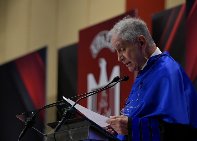 UPAEP distingue a Rocco Buttiglione con Doctorado Honoris Causa
