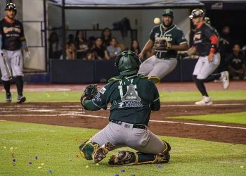 Pericos va vs Piratas en la primera serie de postemporada