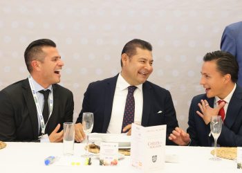 Puebla a la vanguardia de proyectos tecnológicos: Armenta
