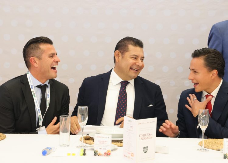 Puebla a la vanguardia de proyectos tecnológicos: Armenta