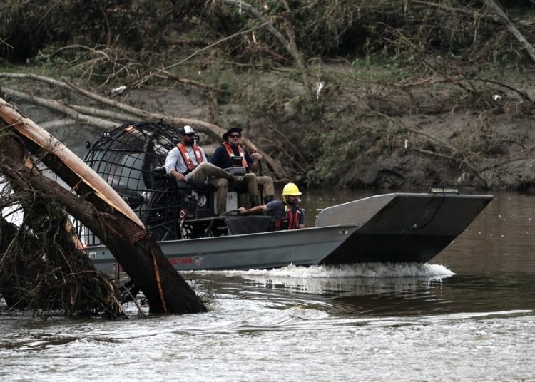 Inundaciones revelan en Texas huellas de dinosaurio de más de 100 millones de años