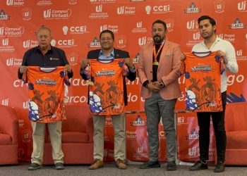 Develan playera y medalla de la Carrera Inter 2025