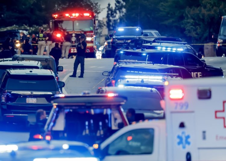 Muere policía herido en tiroteo dentro de Universidad de Atlanta