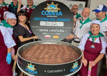 Lata de conservas más grande del mundo, con 3.232 anchoas