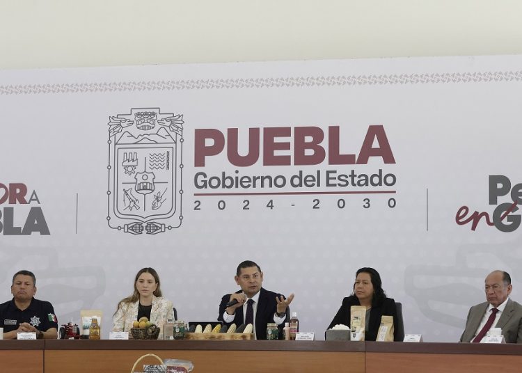 Armenta anuncia más maquinaria y videovigilancia