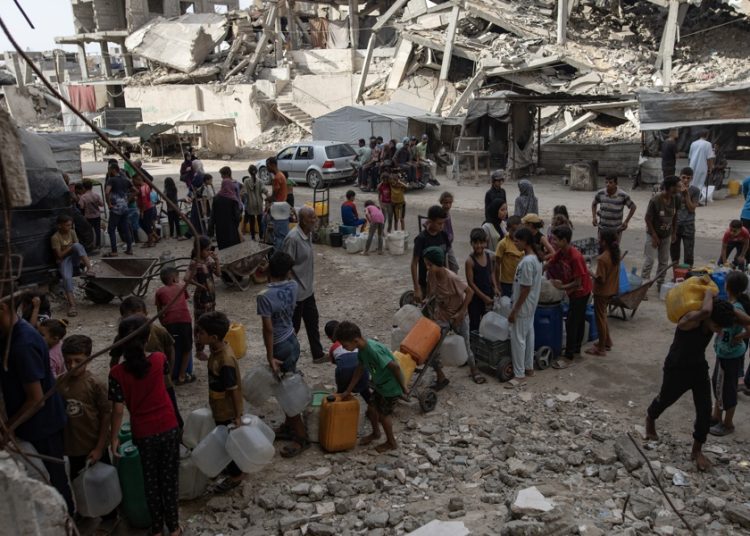 ‘Negar la hambruna es obsceno’: UNRWA pide acceso humanitario sin restricciones a Gaza