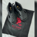 Acusan a diseñador y a Adidas por plagio de huaraches oaxaqueños