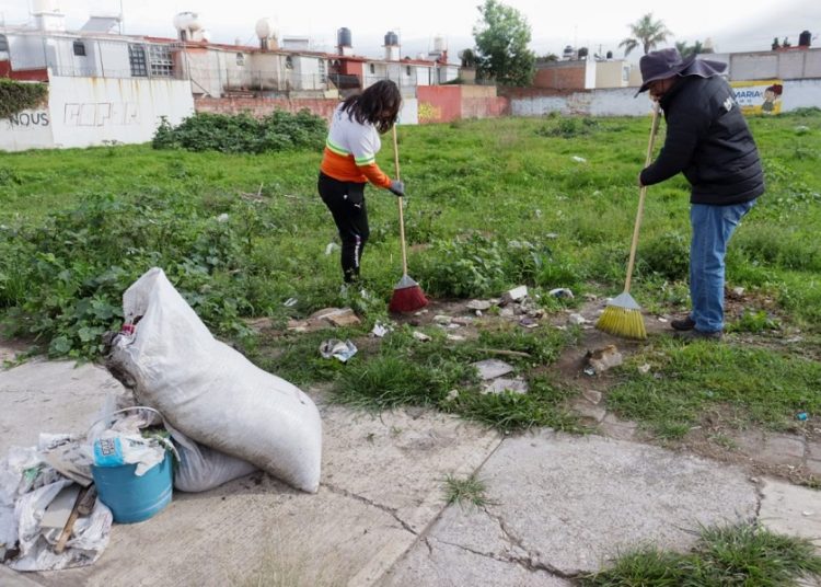 San Pedro Cholula implementa iniciativa ‘Barriendo Tu Calle’