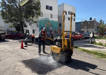 Atiende Gobierno de la Ciudad vialidades y calles de la Margarita