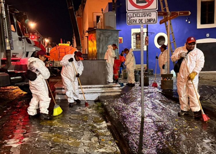 Gobierno de la Ciudad refuerza limpieza en el Centro Histórico