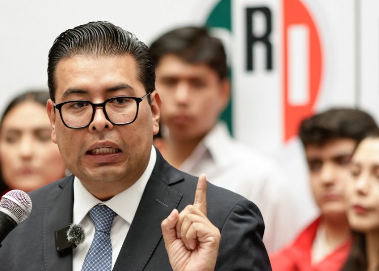 Néstor Camarillo, el exterminador del PRI