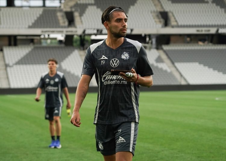 Ricardo Marín confiesa que está contento en el Club Puebla