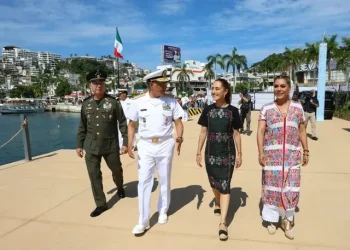 Con el Marinabús celebramos que el puerto de Acapulco está Vivo, fuerte y lleno de futuro: Claudia Sheinbaum