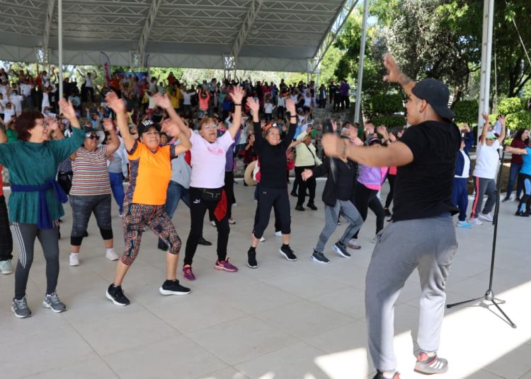 SEDIF realiza caminata para Abuelitas y Abuelitos