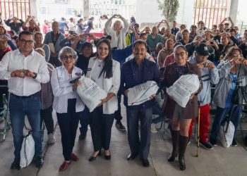 Gobierno de Tonantzin Fernández entrega apoyos alimentarios a sectores vulnerables