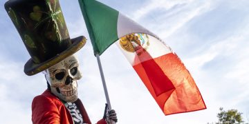 Mexicanos en NY celebran El Grito con discreción