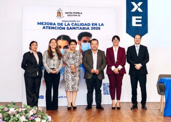 IEXE Universidad y SNTSA fortalecen la profesionalización del sector salud en Puebla