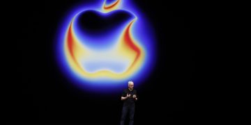 Apple lanza iPhone 17 y mantiene precios pese a aranceles