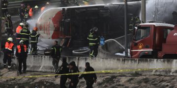 Explosión de camión de gas en CDMX deja 4 muertos y 70 heridos