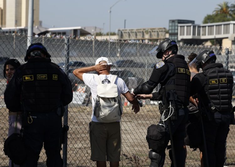 Supremo de EE.UU autoriza arrestos migratorios en Los Ángeles