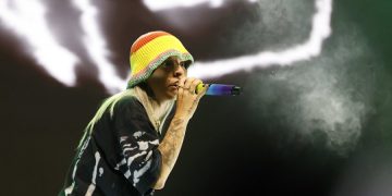 Young Miko abrirá ocho conciertos de Billie Eilish