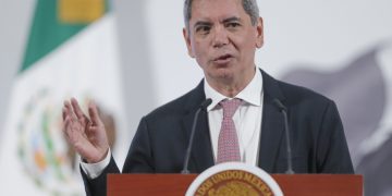 México evalúa levantar sanciones a bancos vetados por EE. UU.
