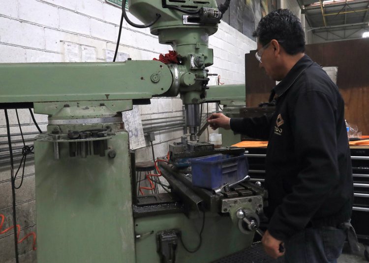 Sector privado sube a 0,46 % crecimiento de México en 2025