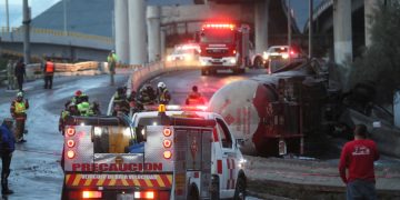 Explosión de camión de gas en CDMX deja 8 muertos