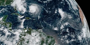 Tormenta Imelda dejará lluvias en sureste de EE.UU.; Humberto pierde fuerza