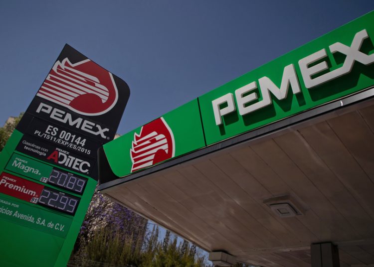 México dará 13 mil 715 mdd a Pemex para deuda en 2026