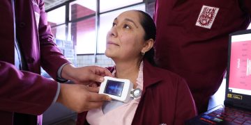 Crea el IPN nuevo estetoscopio digital