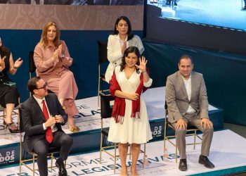 Claudia Rivera destaca unidad y compromiso de bancada poblana