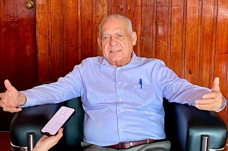 Unos se van y otros llegan al PRI: Castro Justo
