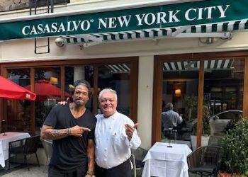 Ex chef papal abre restaurante en NY